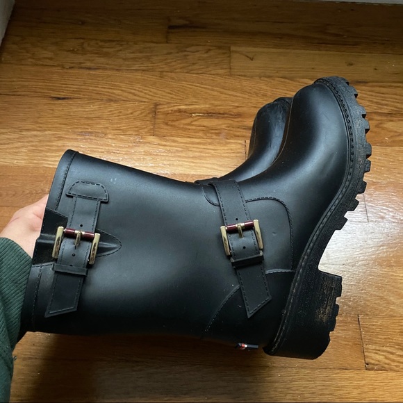 Women’s Black Tommy Hilfiger Boots - Picture 8 of 10